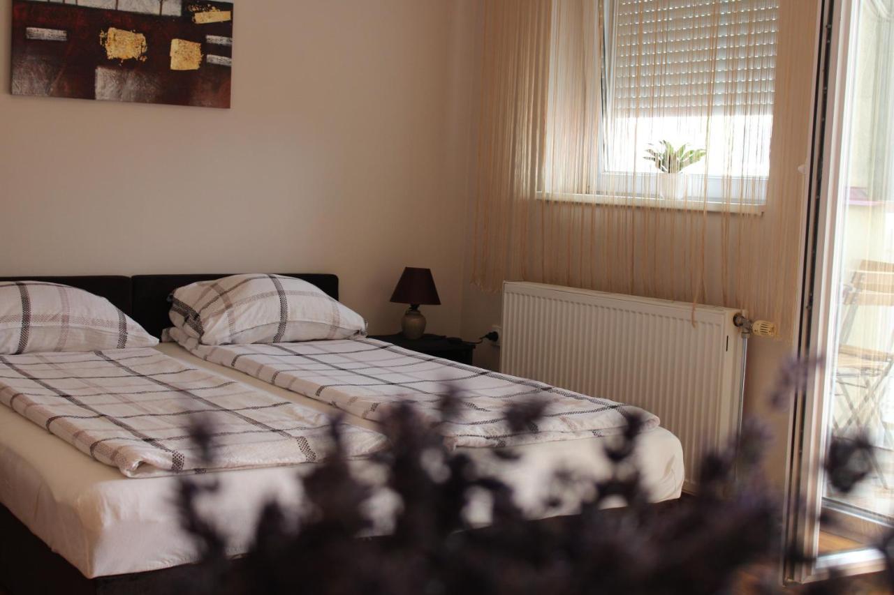 Momo'S Studio Apartment Subotica Dış mekan fotoğraf