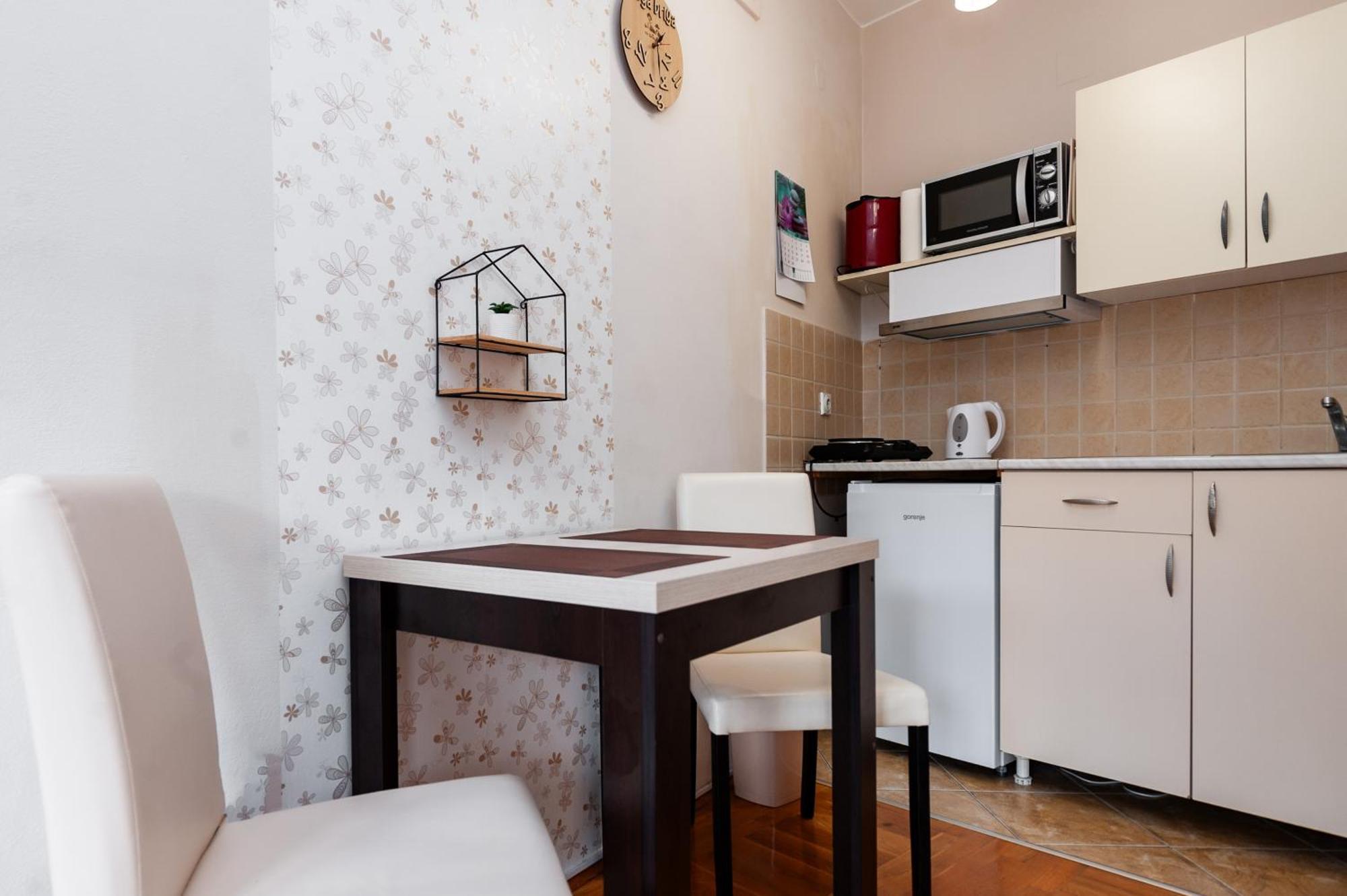 Momo'S Studio Apartment Subotica Dış mekan fotoğraf
